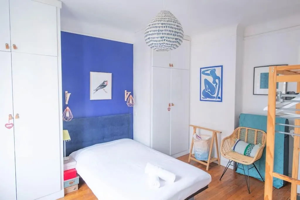 Josephine Baker , Appartement Cosy , 2 Pieces Ensoleille Paris